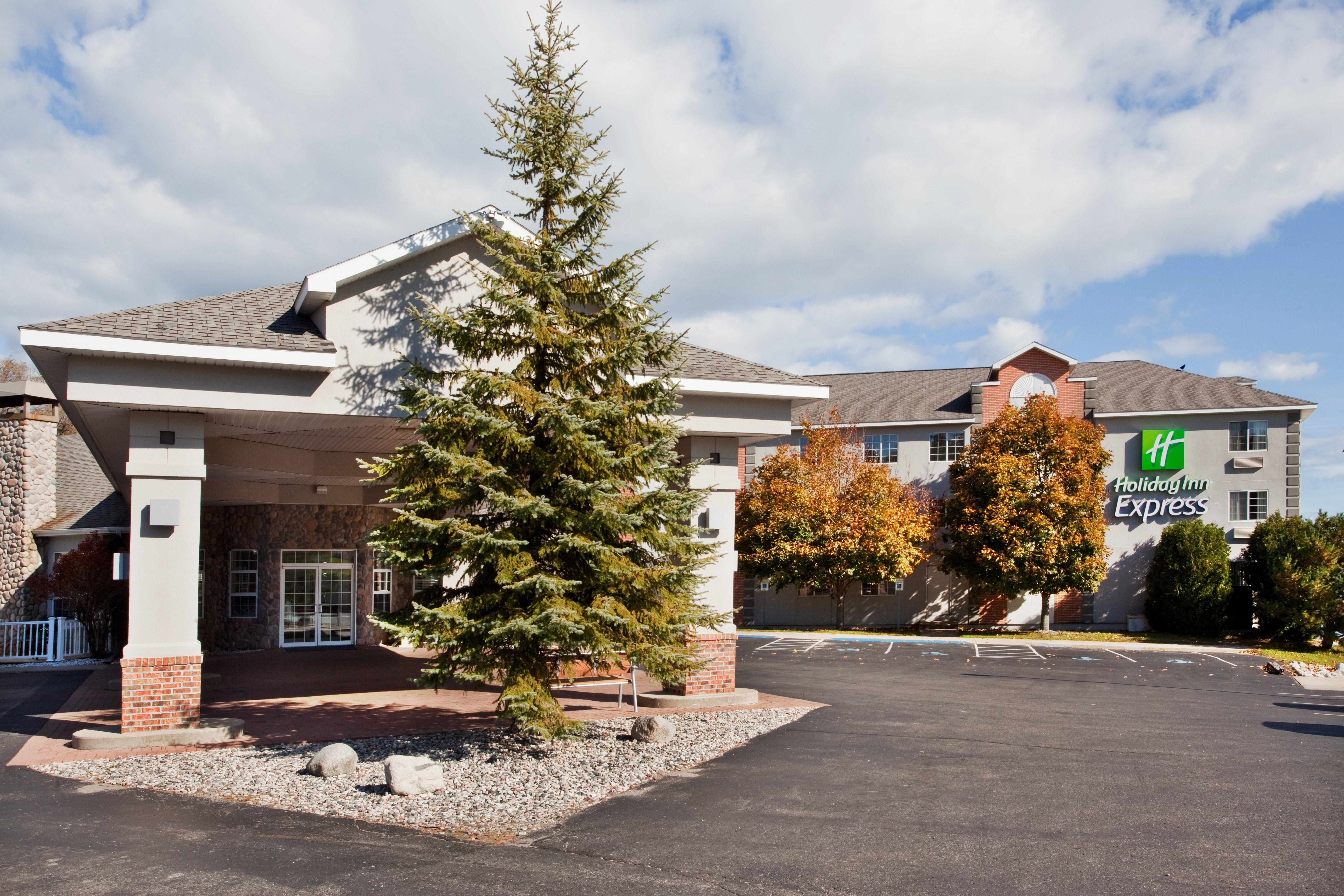 Holiday Inn Express St Ignace-Lake Central By Ihg Saint Ignace Exterior foto